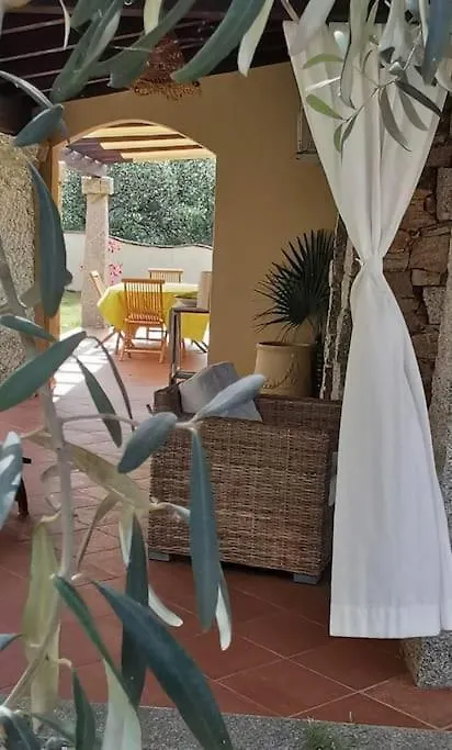 Prestigiosa Villa A Chia - Parcheggio Riservato